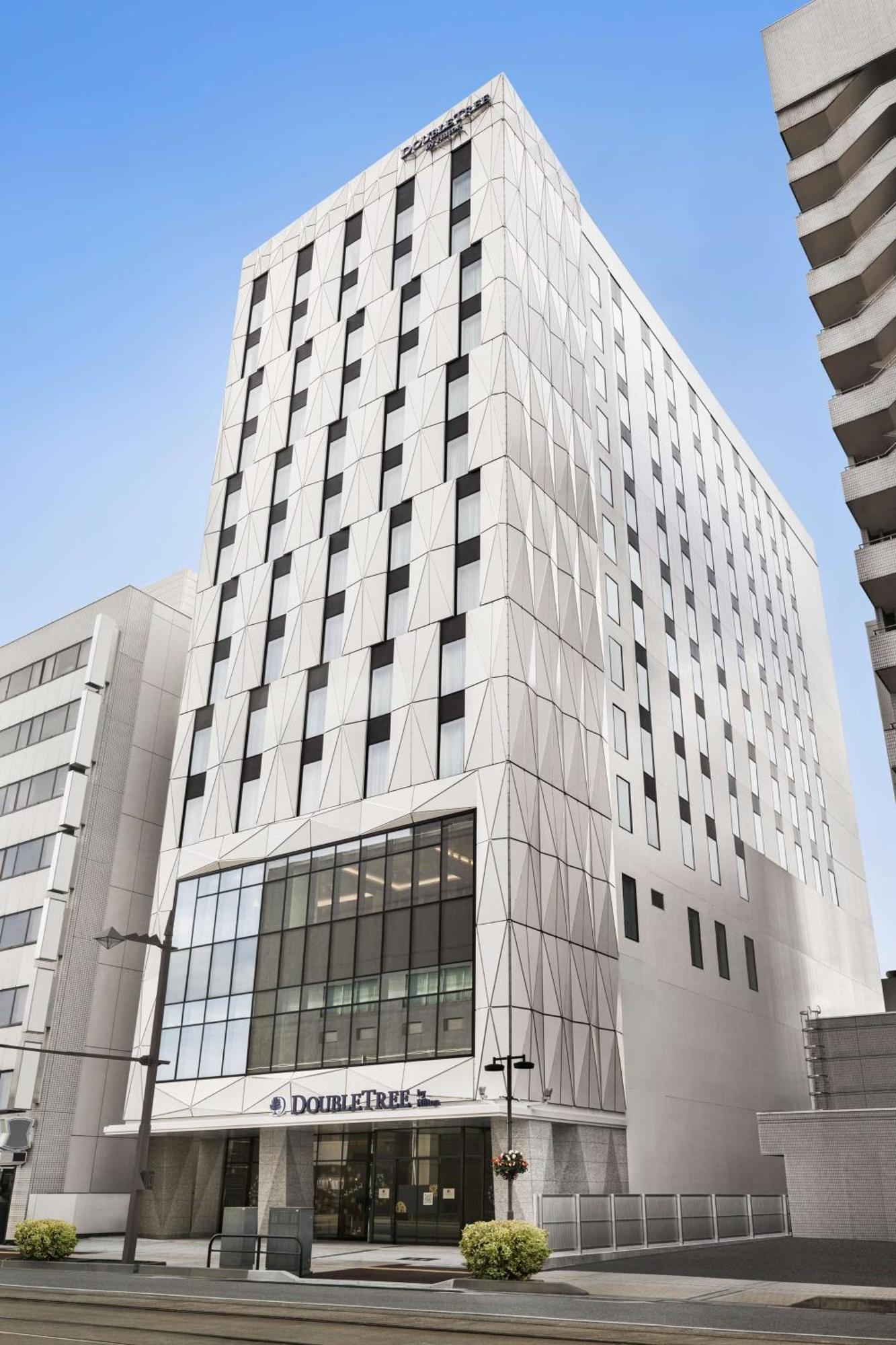 Hotel Doubletree By Hilton Toyama Extérieur photo